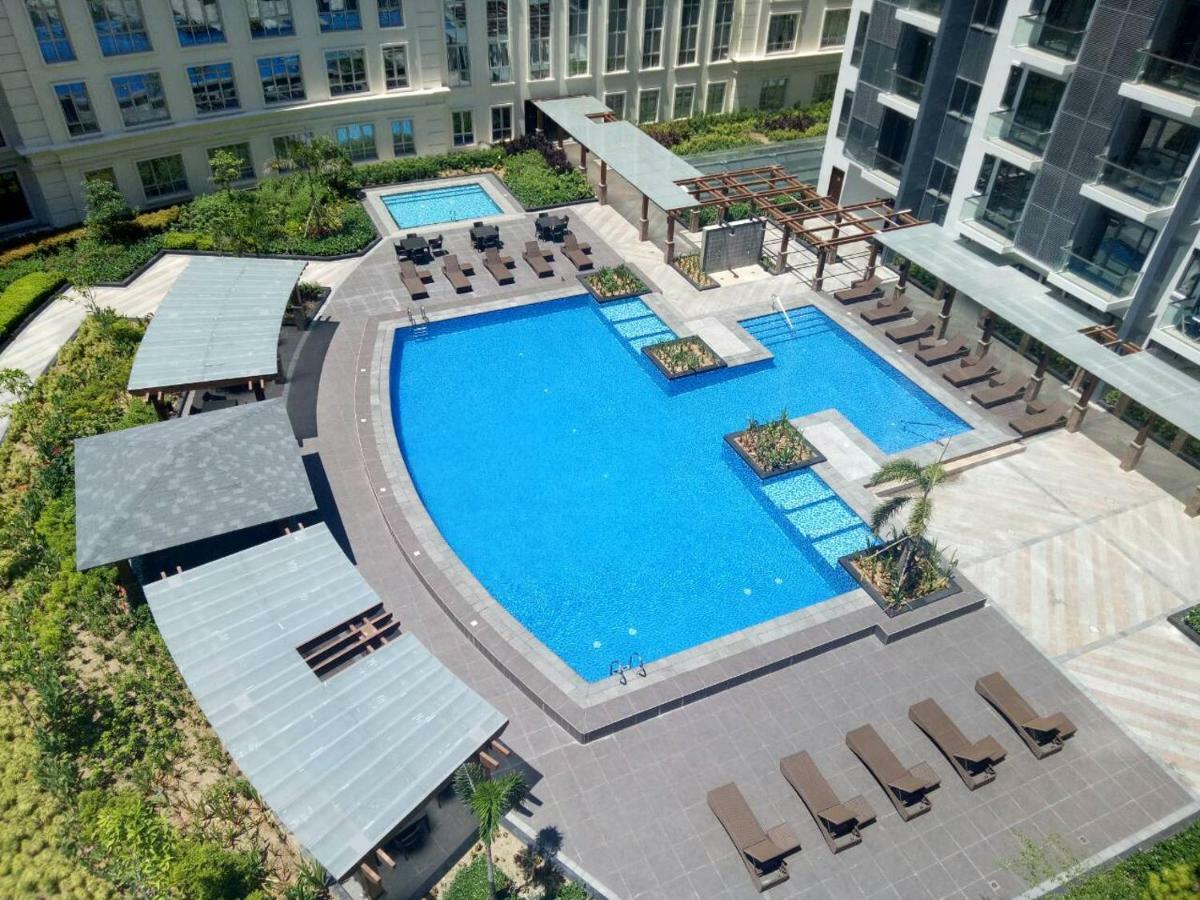 Eighty One Newport Boulevard Manila Ngoại thất bức ảnh