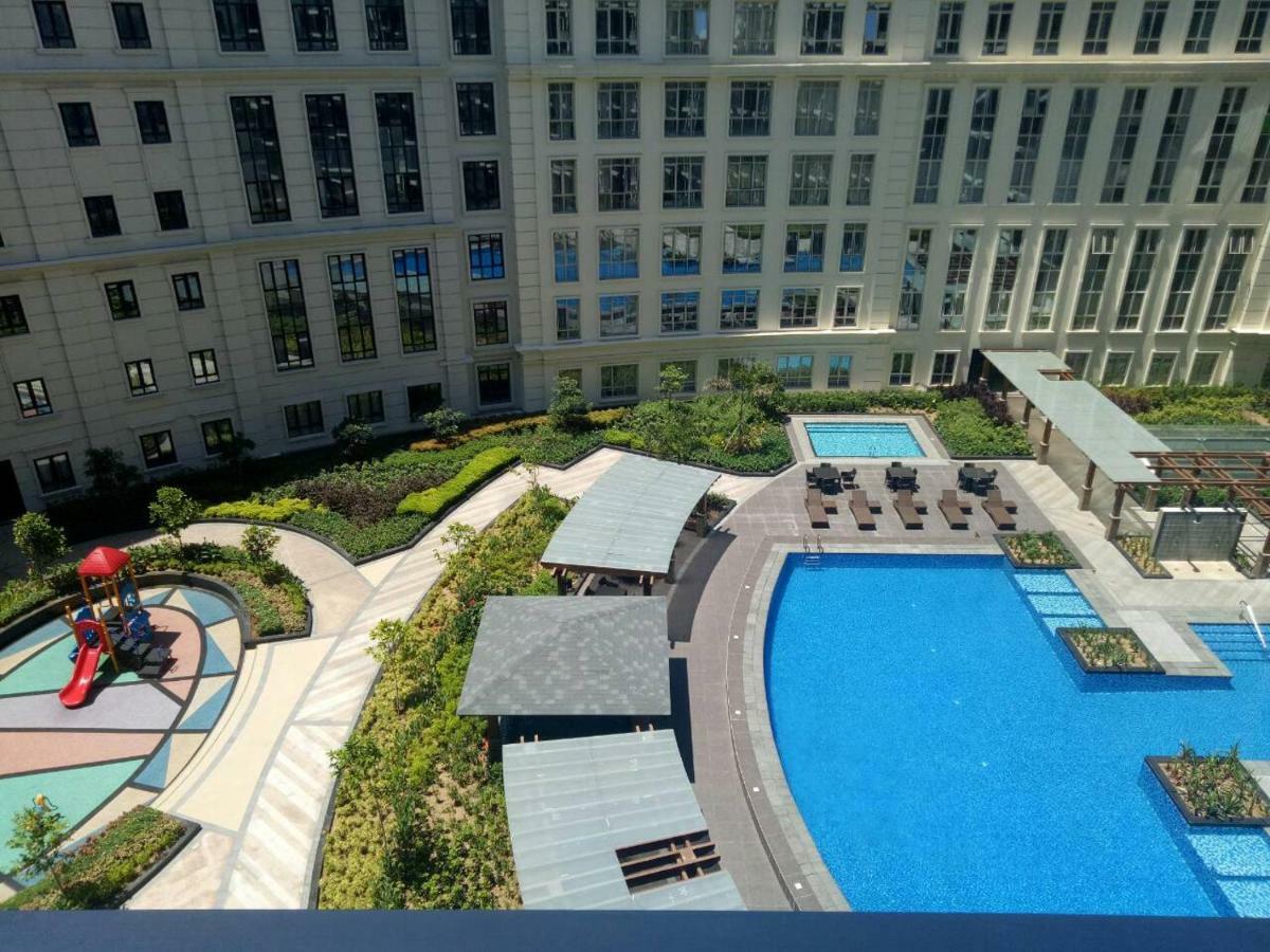 Eighty One Newport Boulevard Manila Ngoại thất bức ảnh