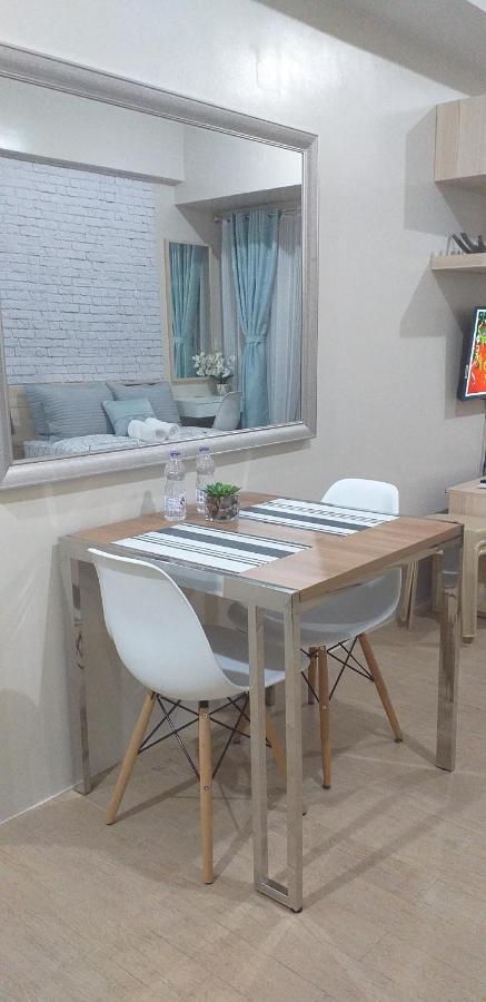 Eighty One Newport Boulevard Manila Ngoại thất bức ảnh